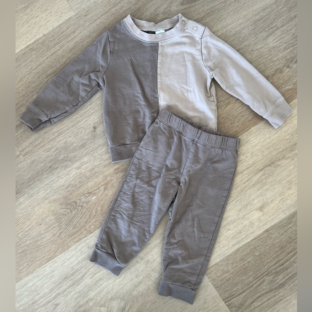 Carter’s Two-Tone Toddler Set